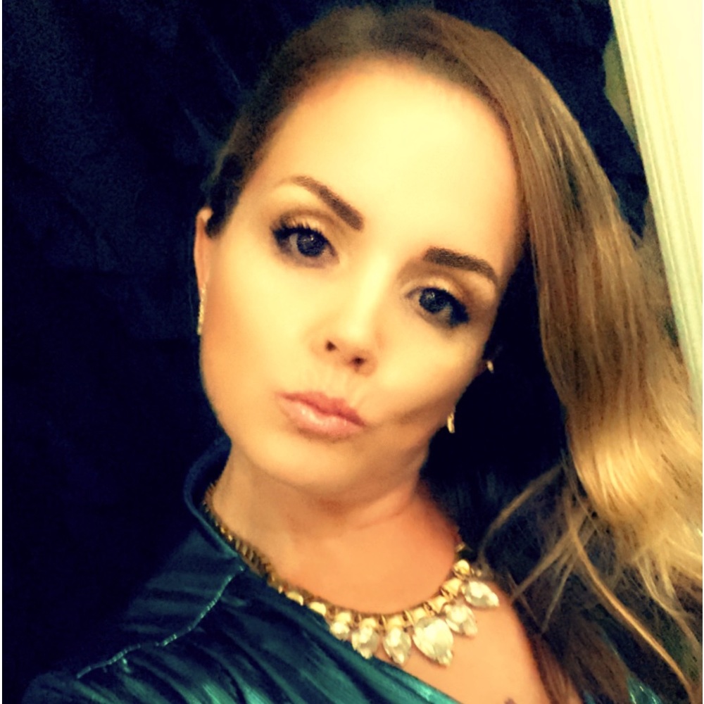 Meet your Posher, Jennifer